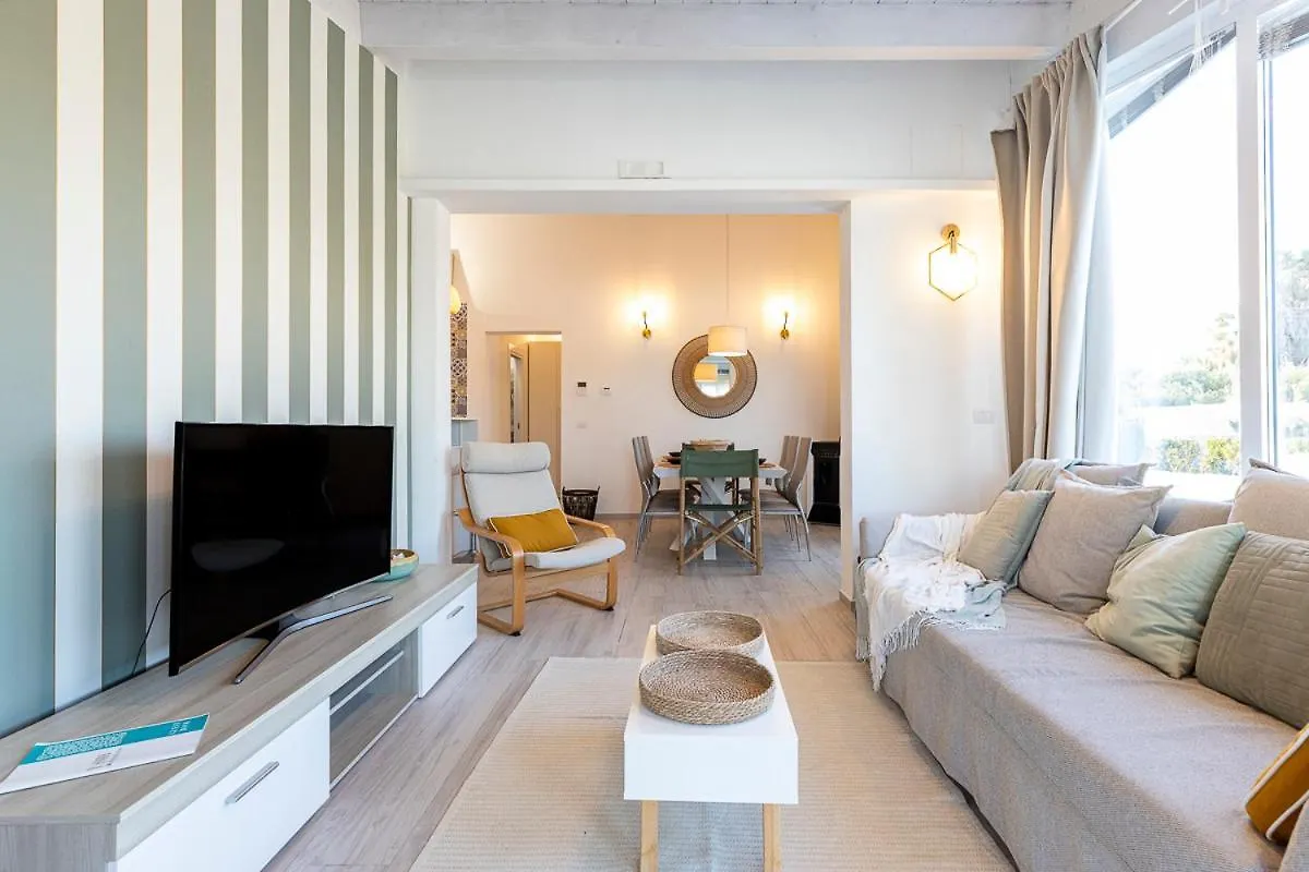 Villa Elysian Con Piscina Privata 马尔扎梅米 0*,  意大利